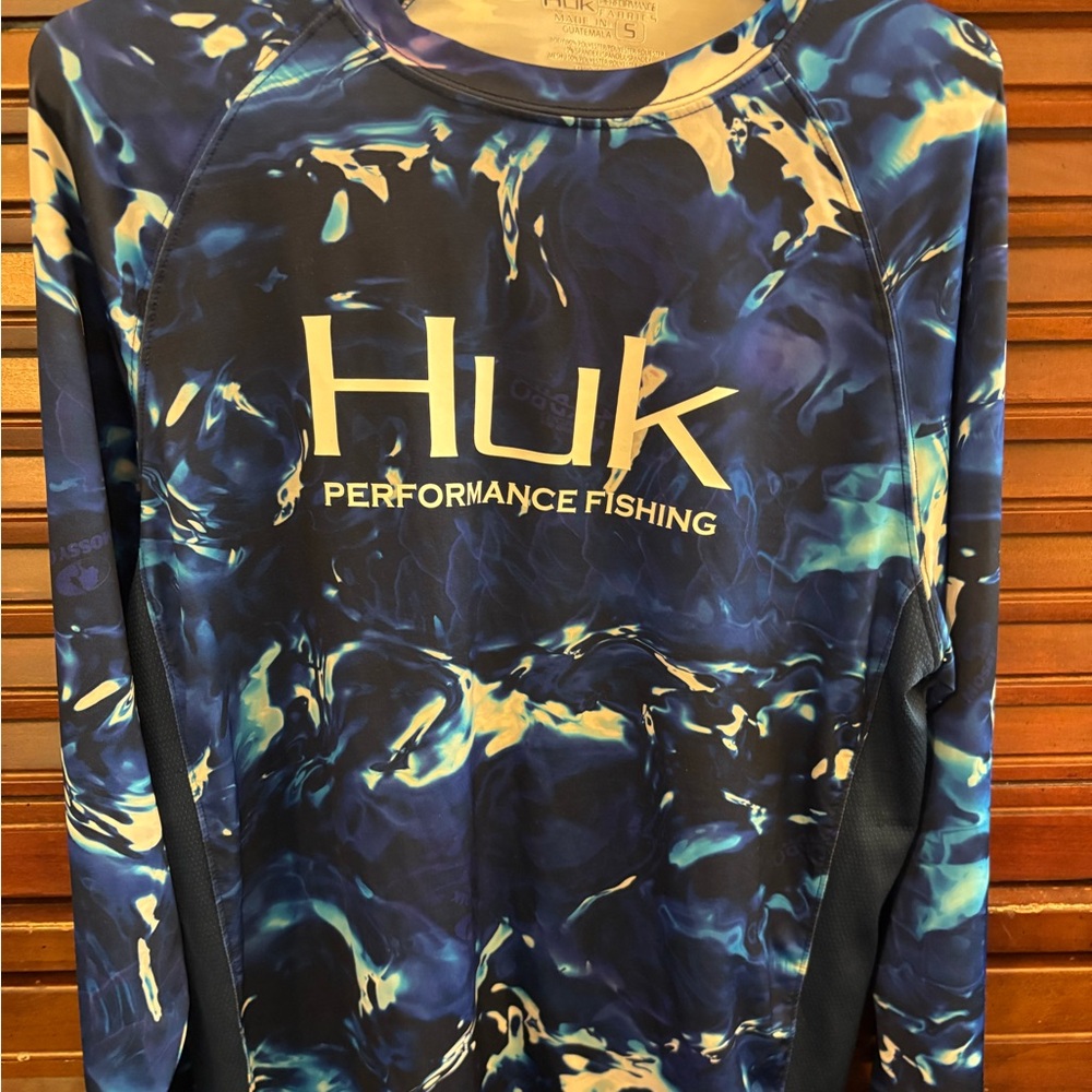 Huk Performance Fishing Long Sleeve Top - Navy & Teal Marble